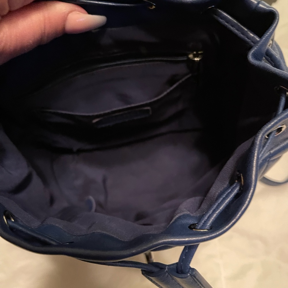 Chanel backpack authentic - Picture 5 of 6
